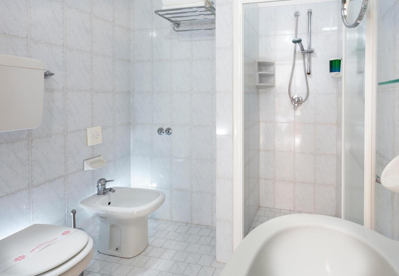 Hotel Vela D'oro Rimini