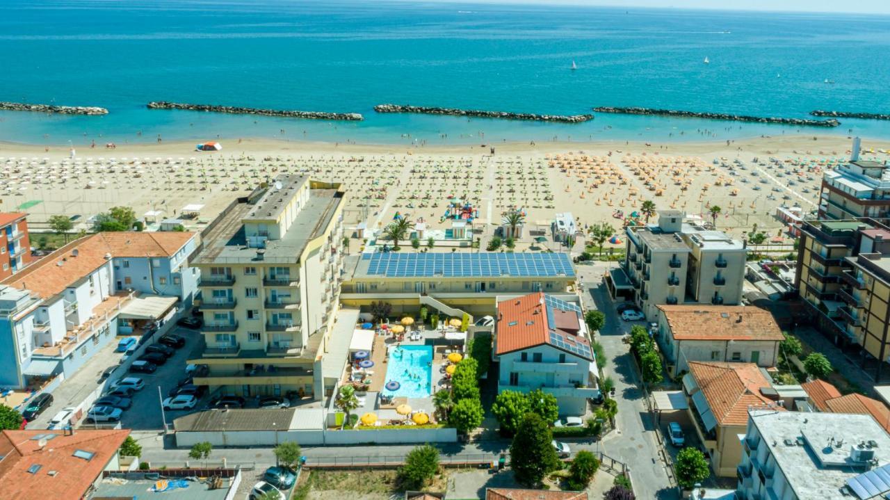 Milanese 3* Rimini