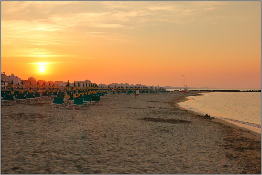 Hotel Accademia 3*