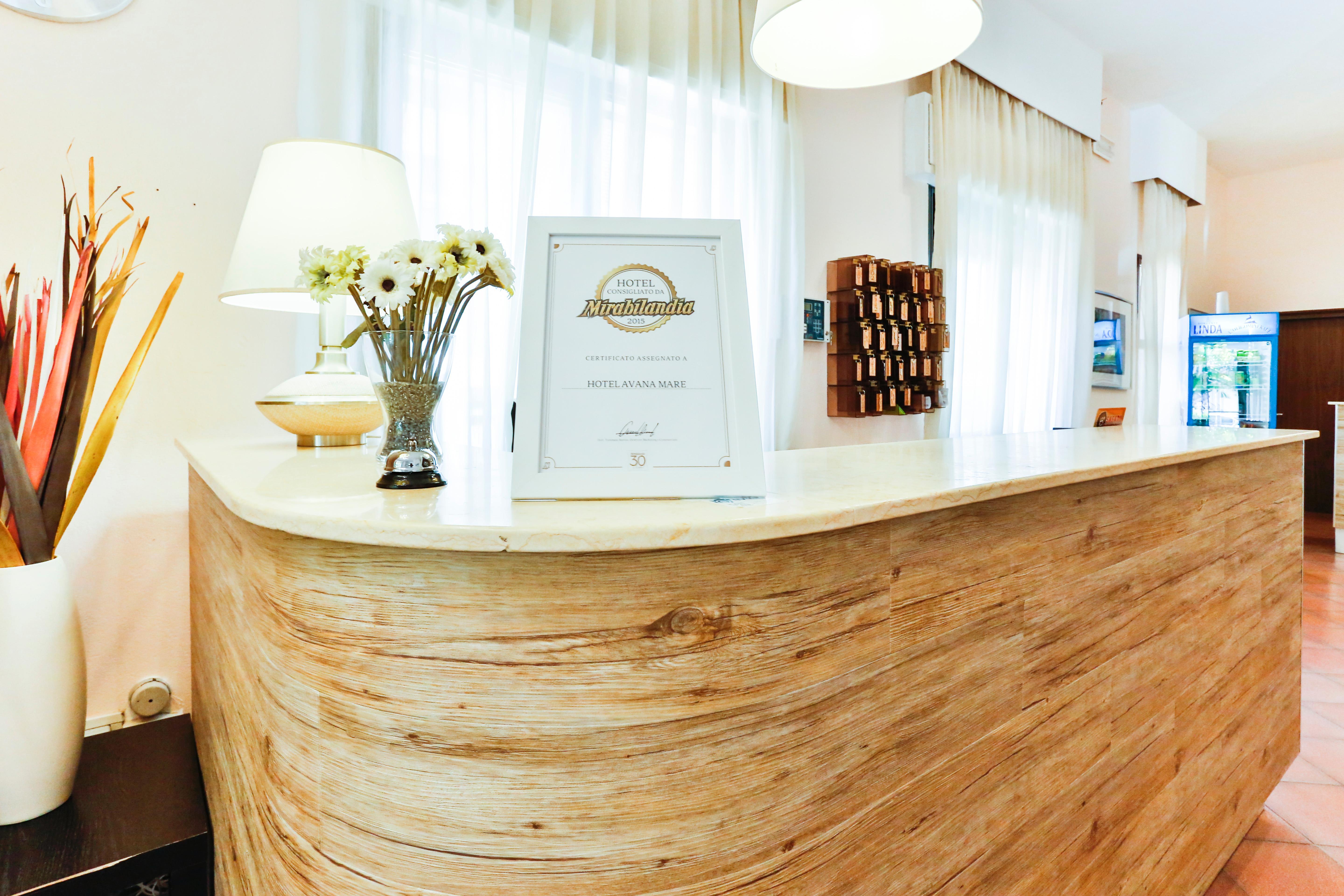 Hotel Avana Mare 3*