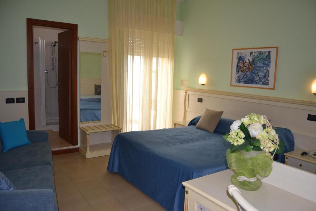 Zeus 3* Rimini