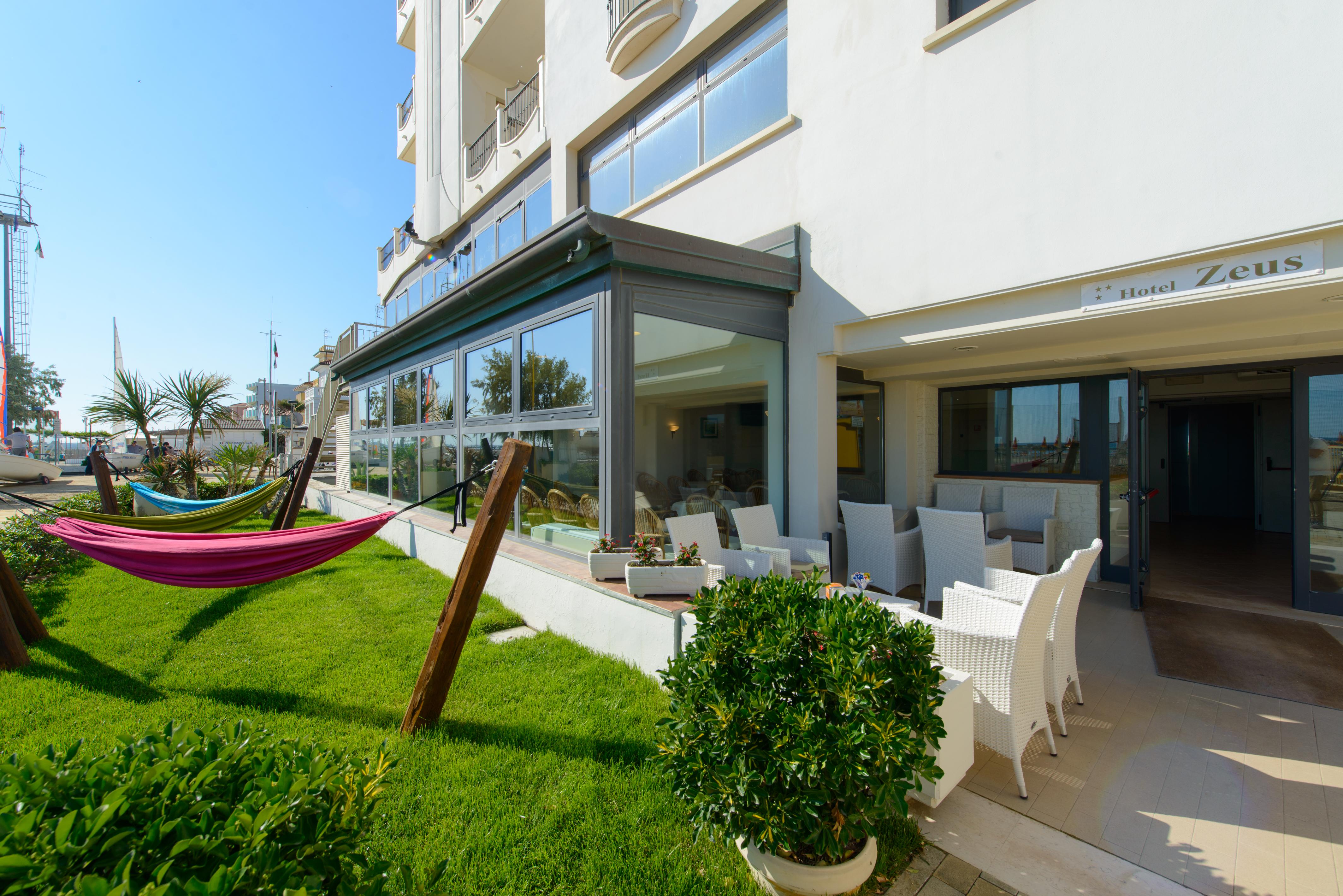 Zeus Rimini