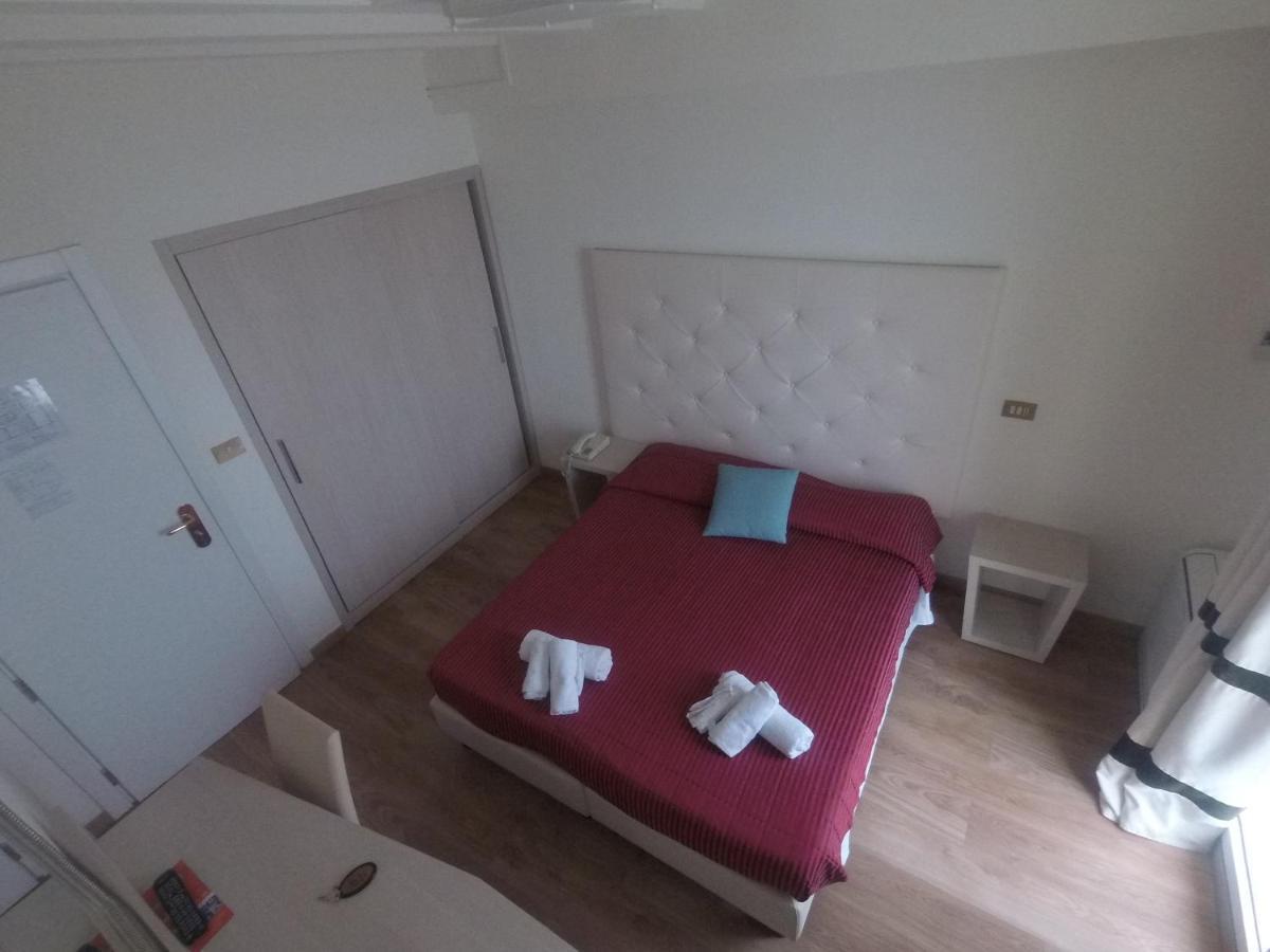 Hotel Riviera Mare Life 3*
