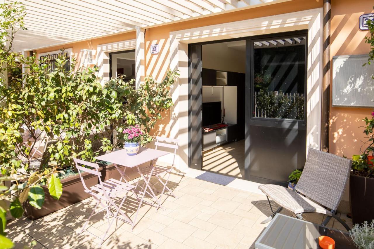 Romantico Open Space A 3min Dalla - Homeunity Apartment Rimini