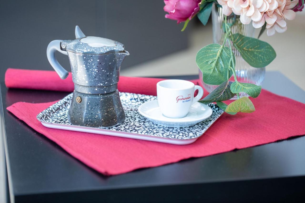 Apartment Romantico Open Space A 3min Dalla - Homeunity Rimini