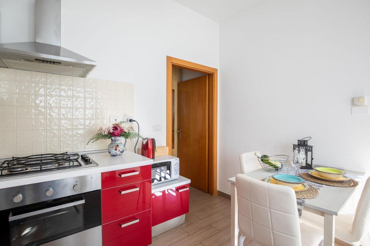 Apartment Bilocale Con Giardino A 200mt Dal Mare - Homeunity