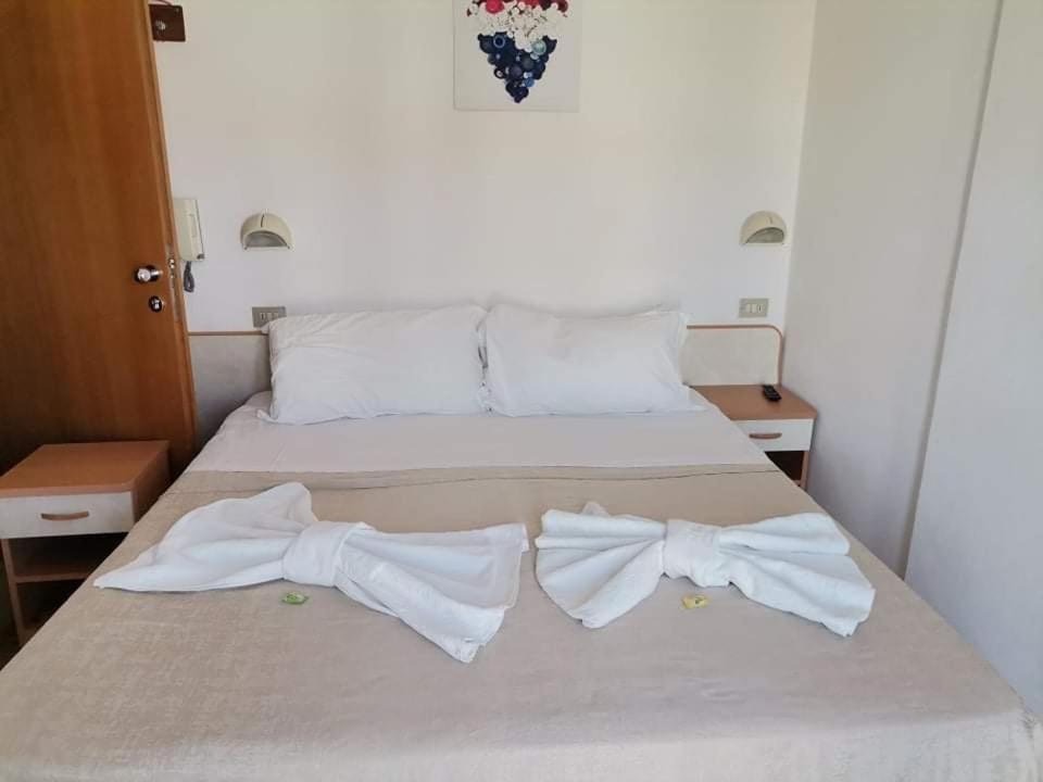 Hotel Alex