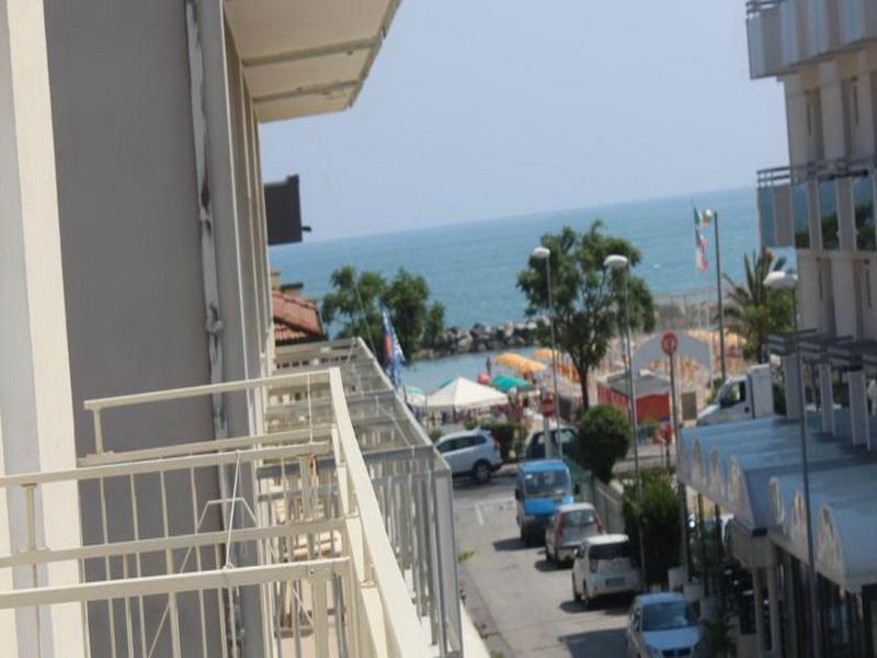 Hotel Mon Reve Hotel 3*