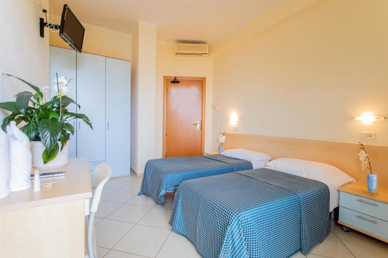 Fantasy Hotel Rimini