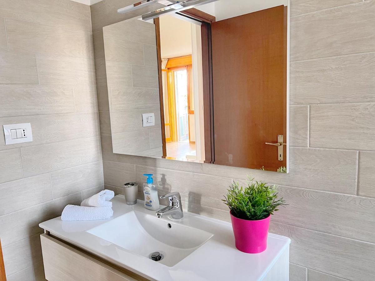 Appartement Lovely A Due Passi Dal Mare *