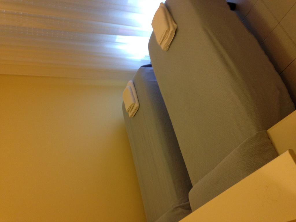 Aron Hotel