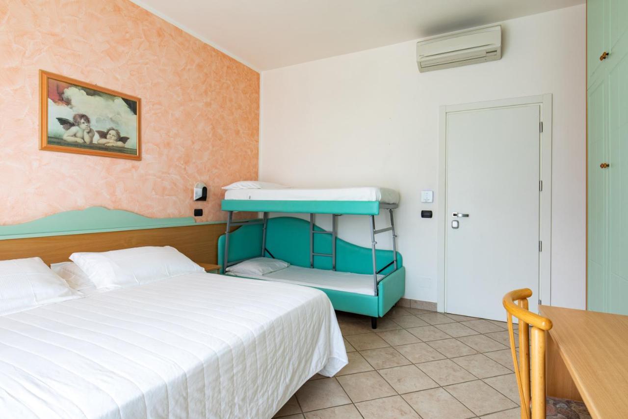 Hotel Palos