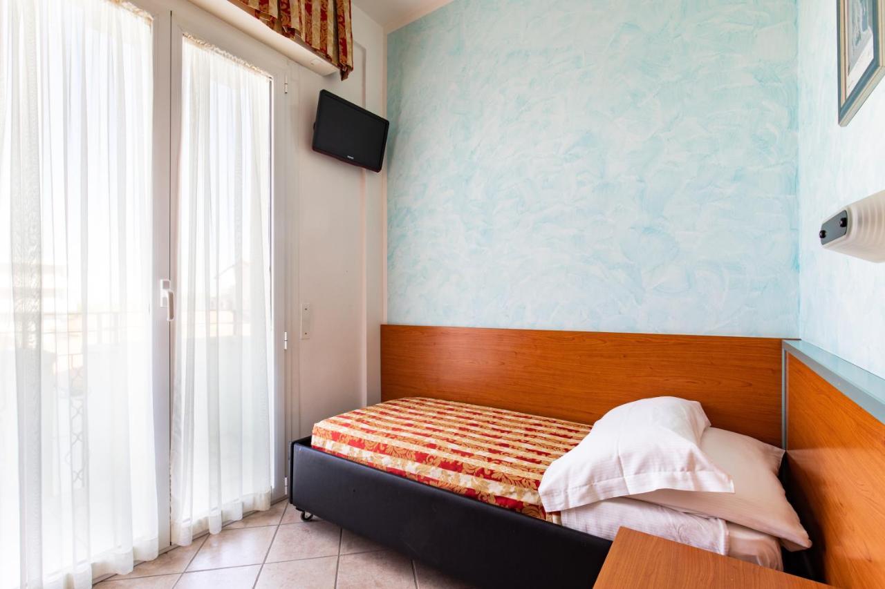 Hotel Palos