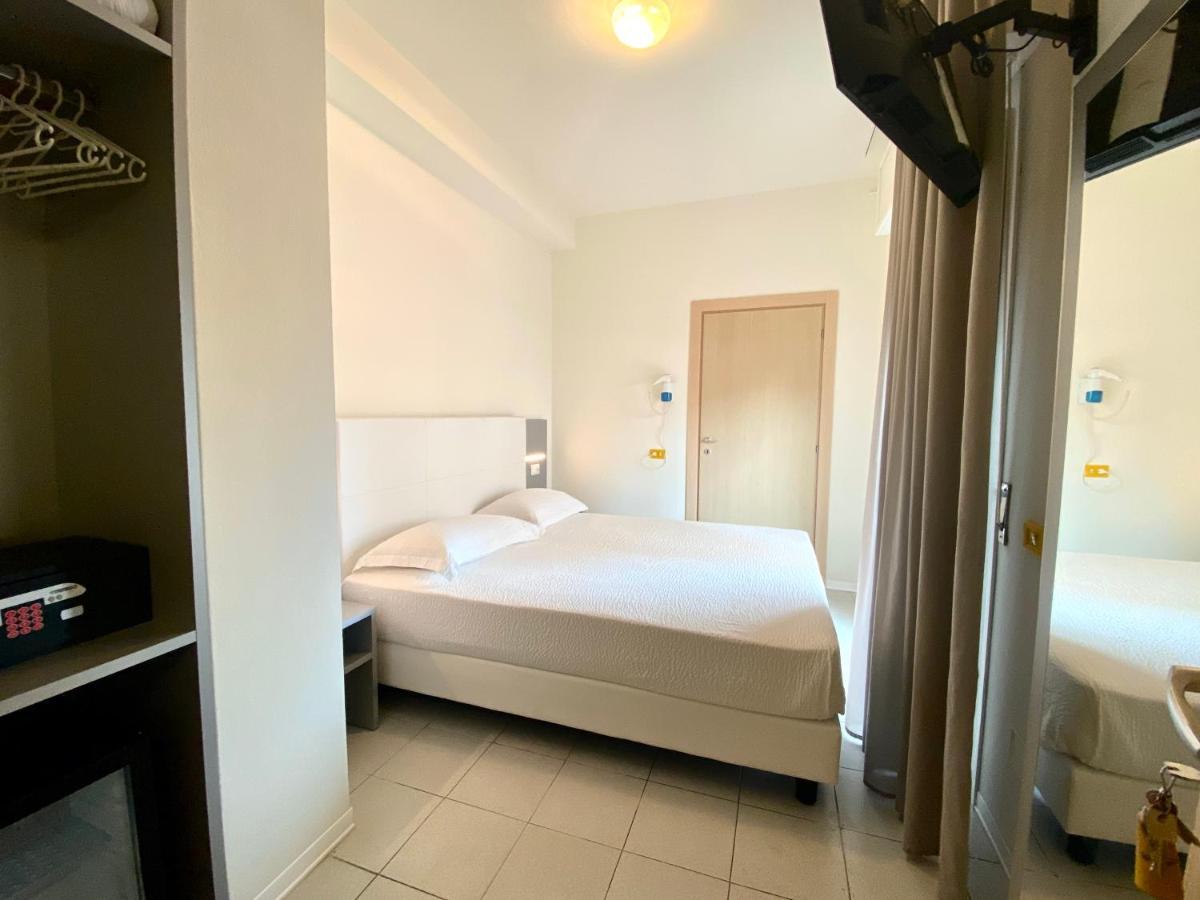 Aron Hotel Rimini