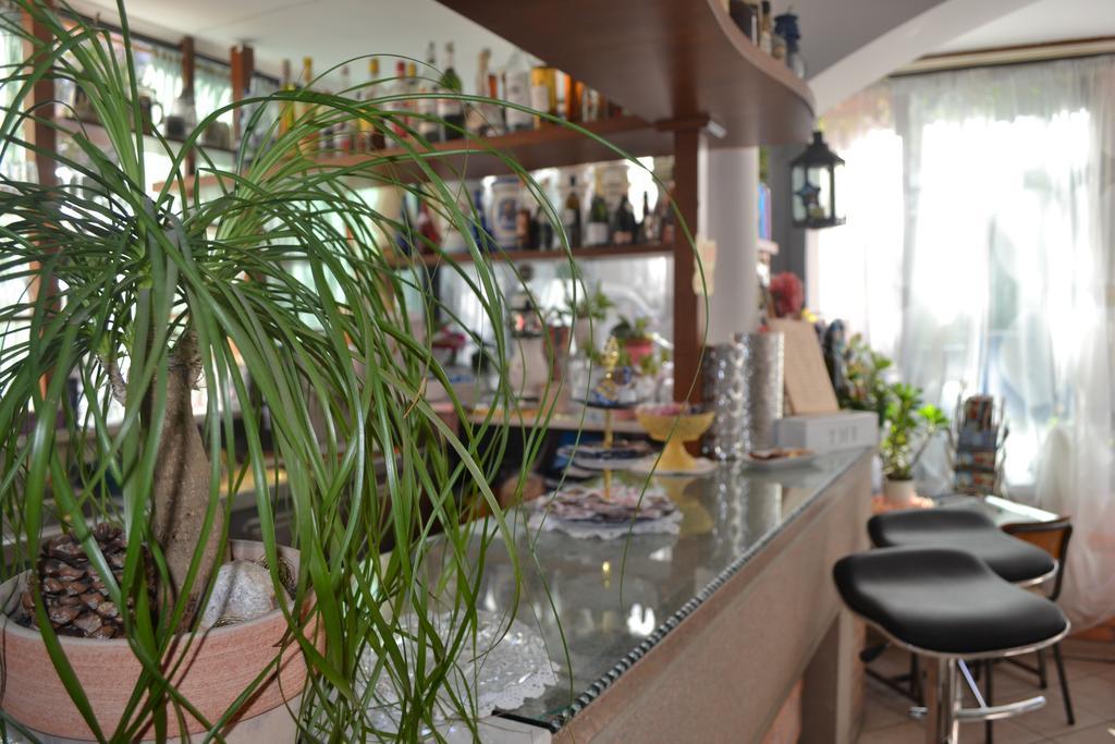Alfredo's Hotel 3*