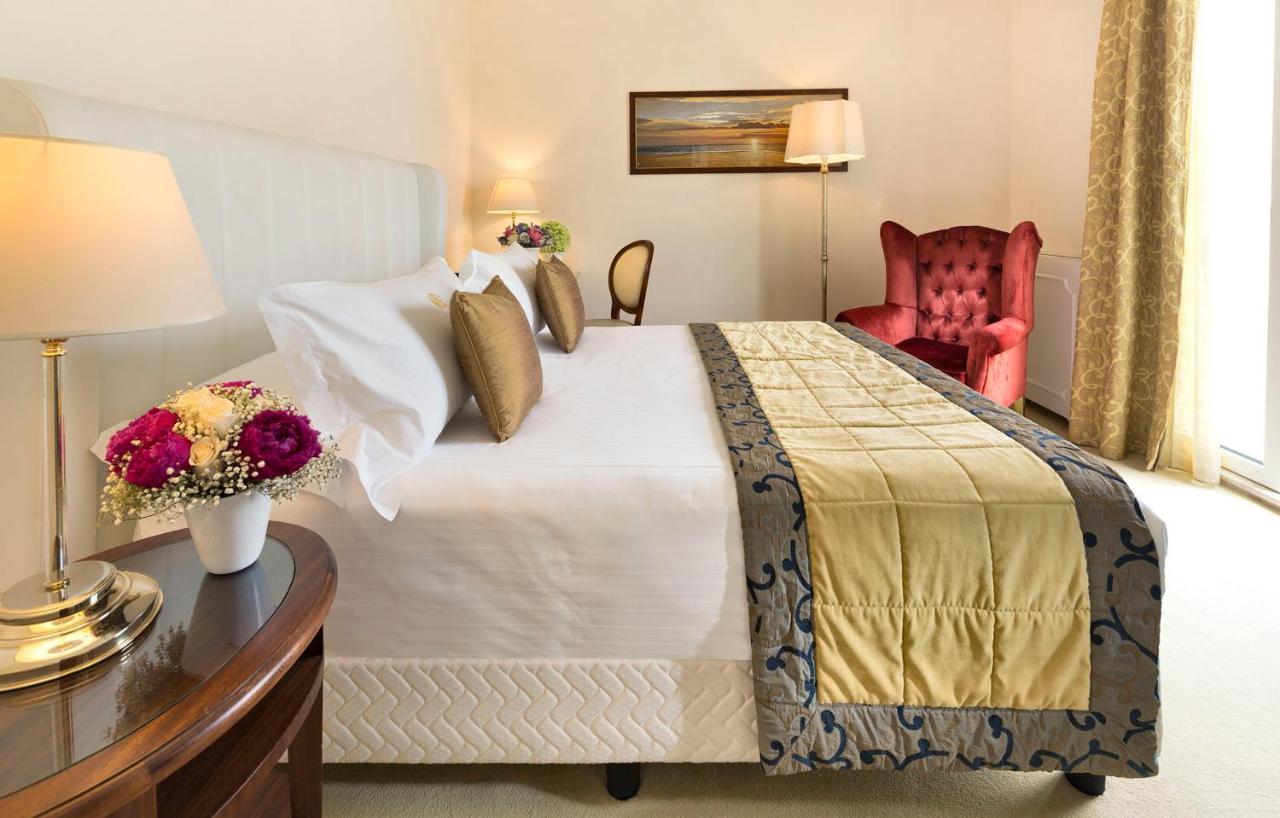 Hotel De Londres 4*