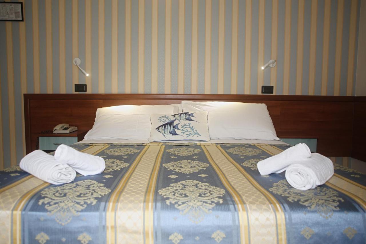 Dear Hotel 3*