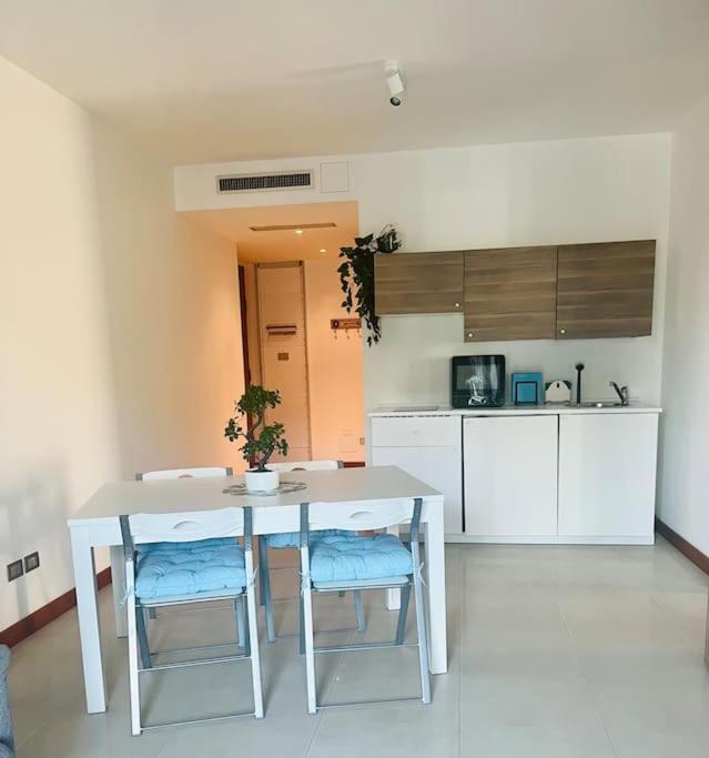 Dolce Marina Centro, Vista Mare Apartment *