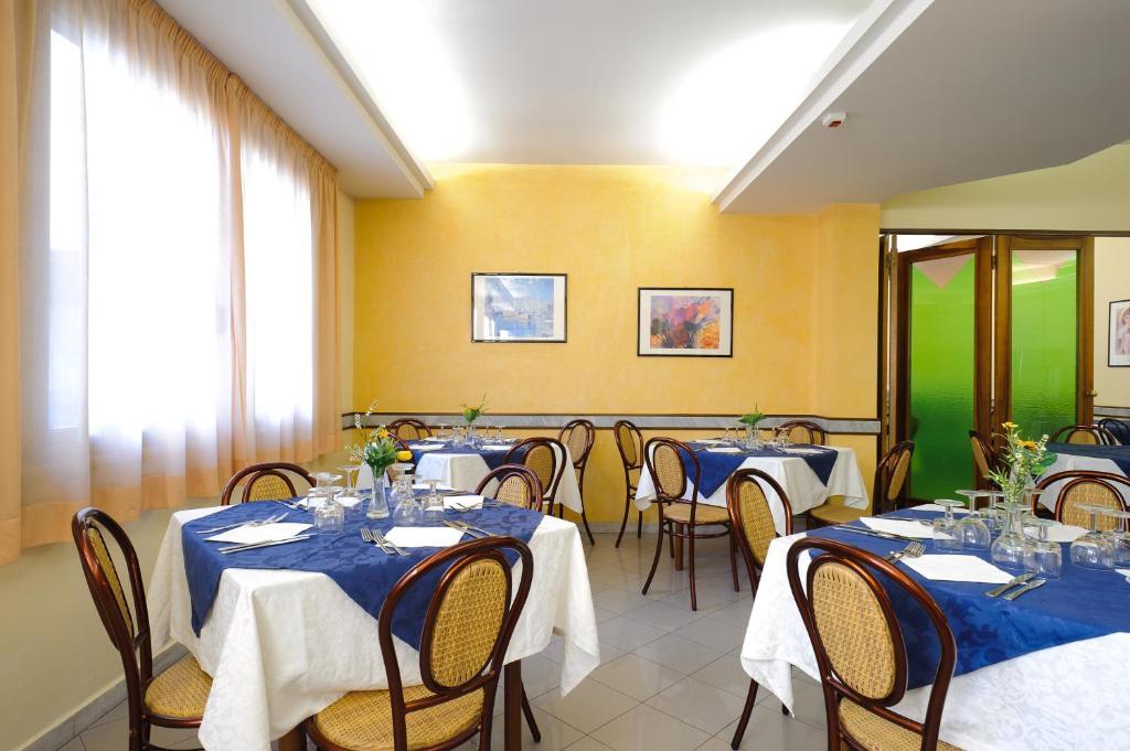 Petrarca 3* Rimini