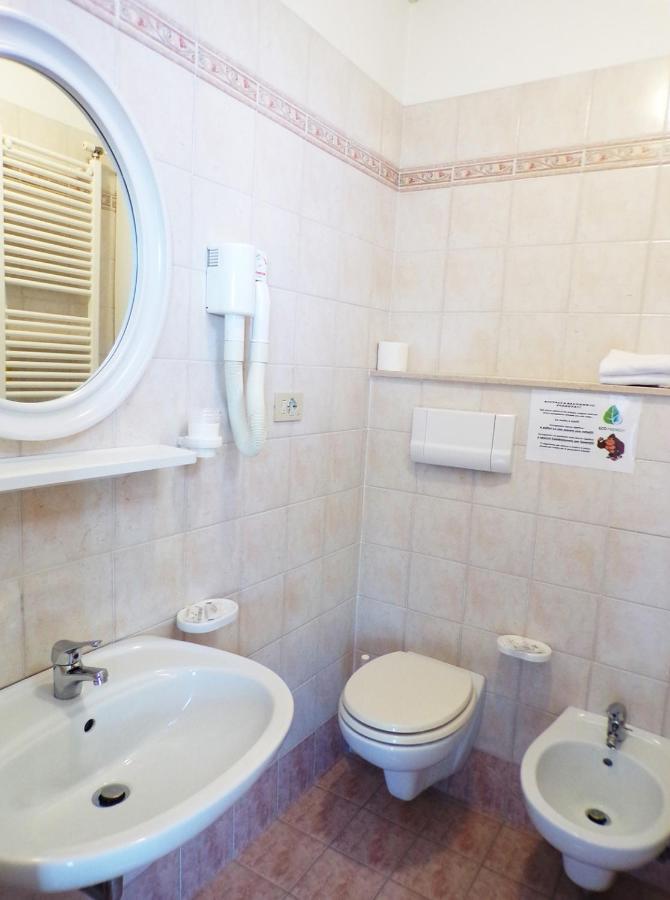 Hotel Crystal 3*