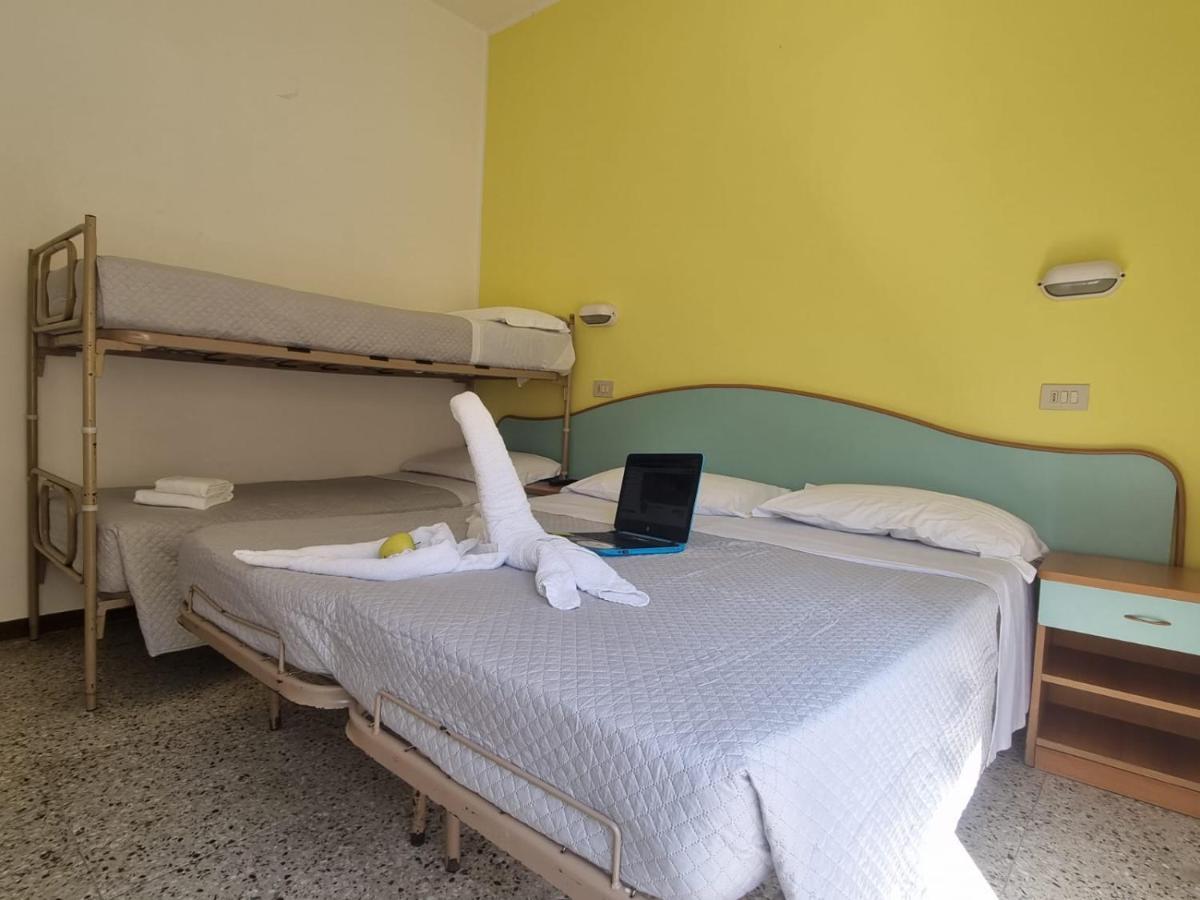 Hotel Luna Rossa Basic Rimini