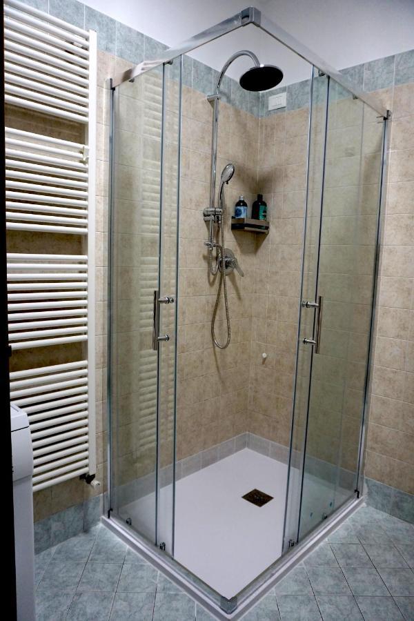 Apartment In Piazza Cavour Centro Storico