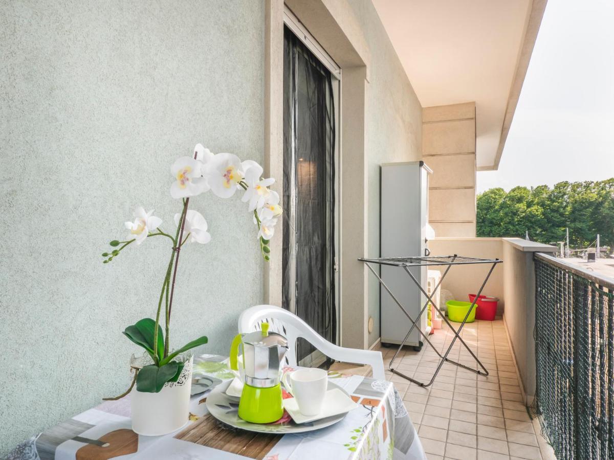 Alex Flower House Apartment *