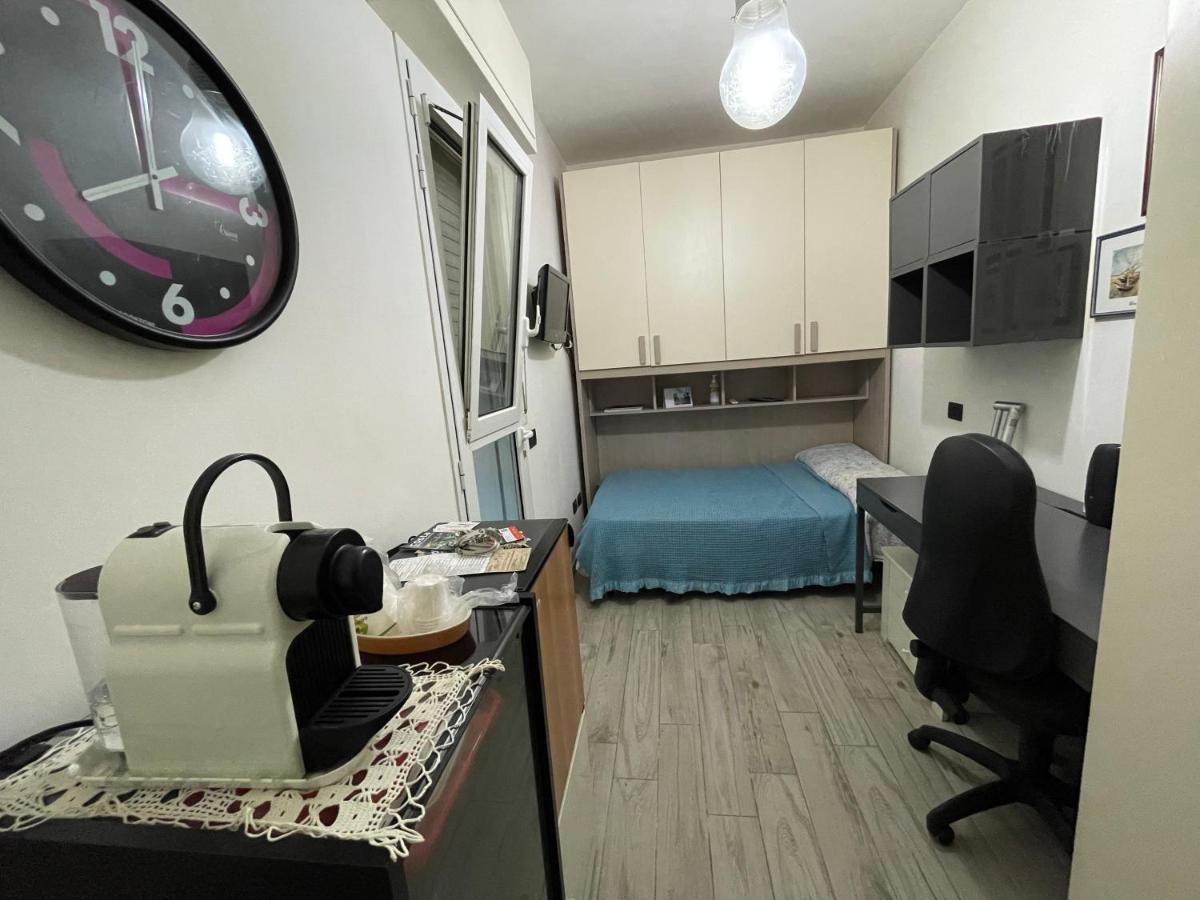 Apartment Blink *