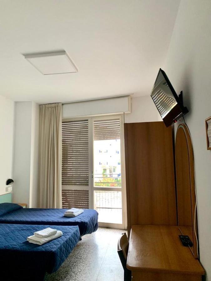 Hotel Telstar 3*