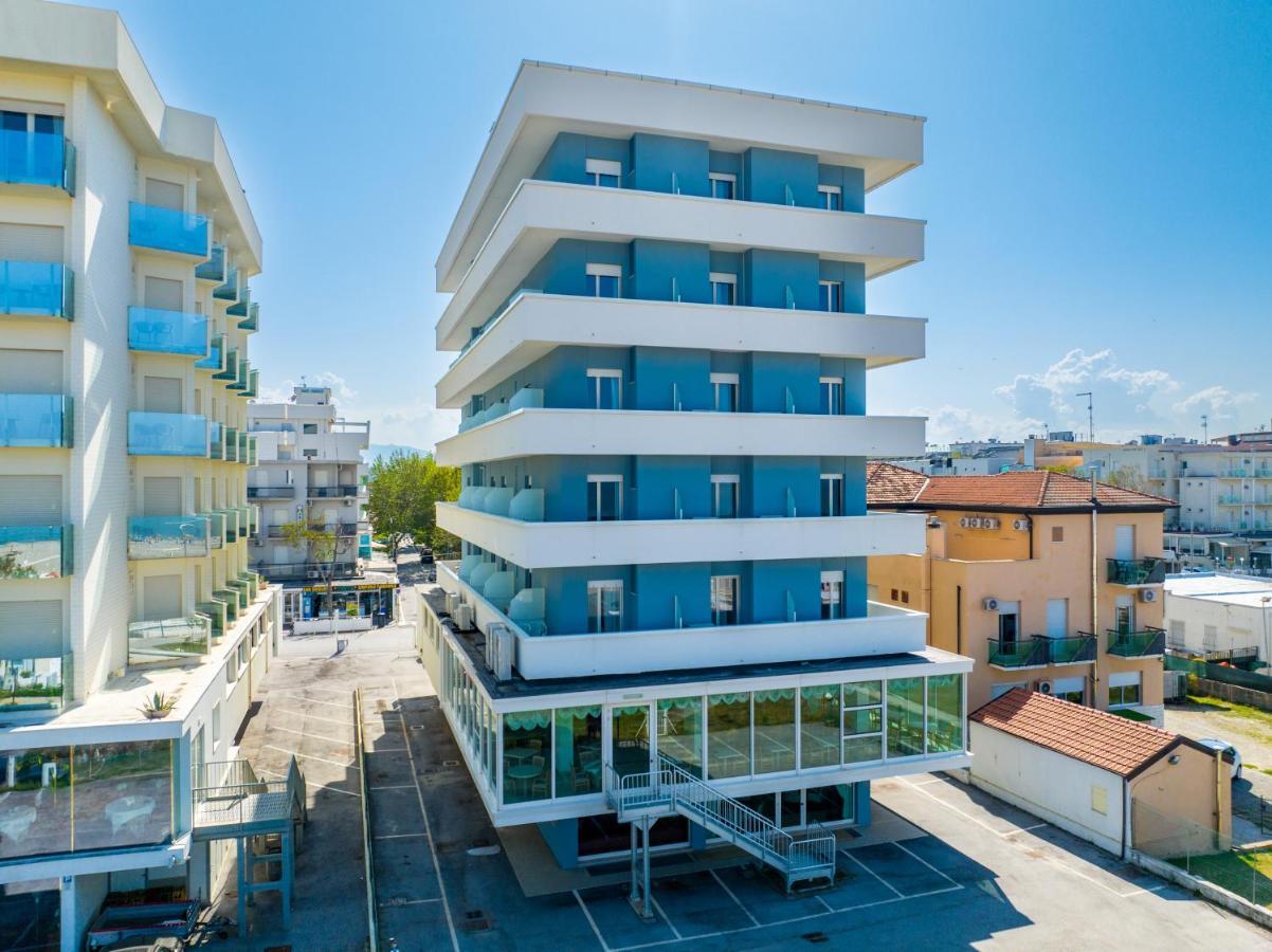 Astor Hotel 3*