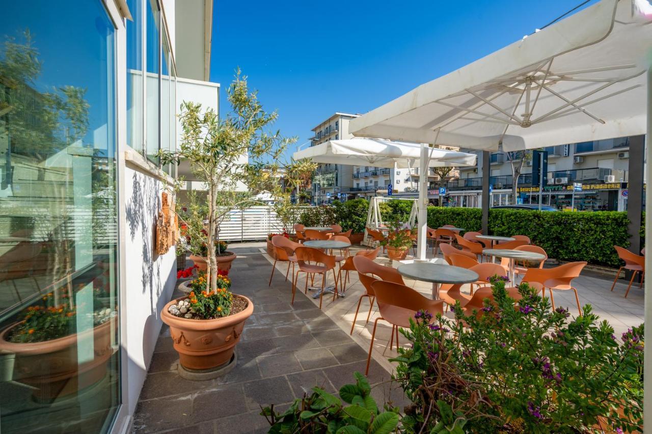 Astor Hotel 3*
