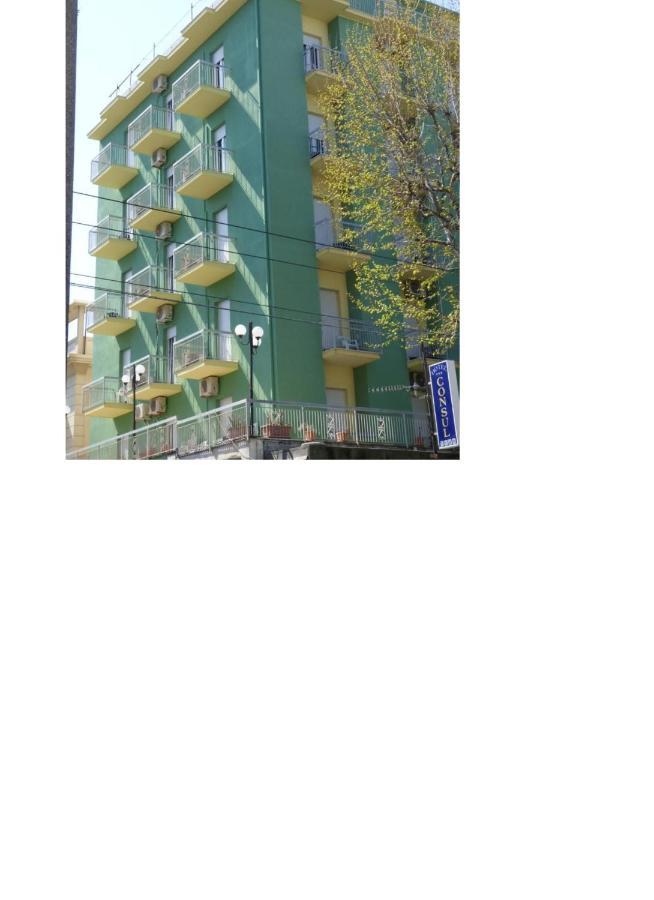 Consul 3*
