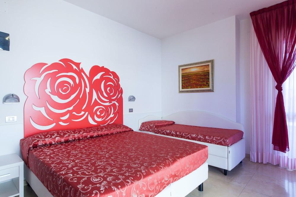 Hotel Palos 3*