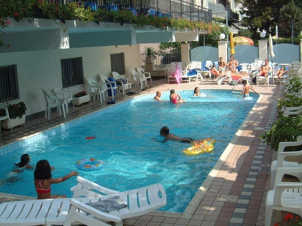 Artide 3* Rimini