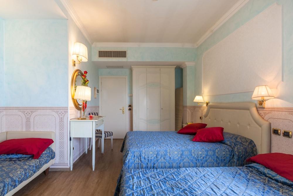 Hotel Baia Imperiale Rimini