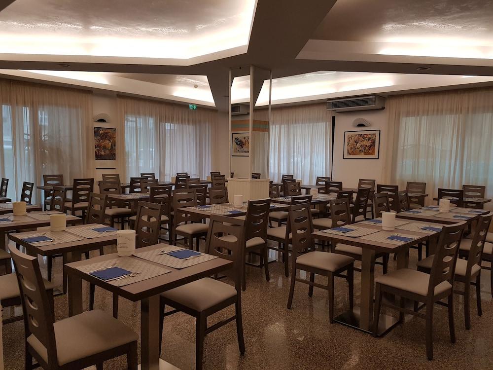 Mizar Hotel