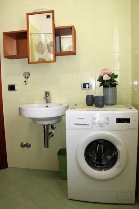 Frally Intero Alloggio, Appartamento. Apartment *