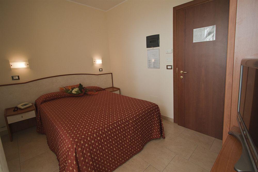 Harmony Hotel 3*
