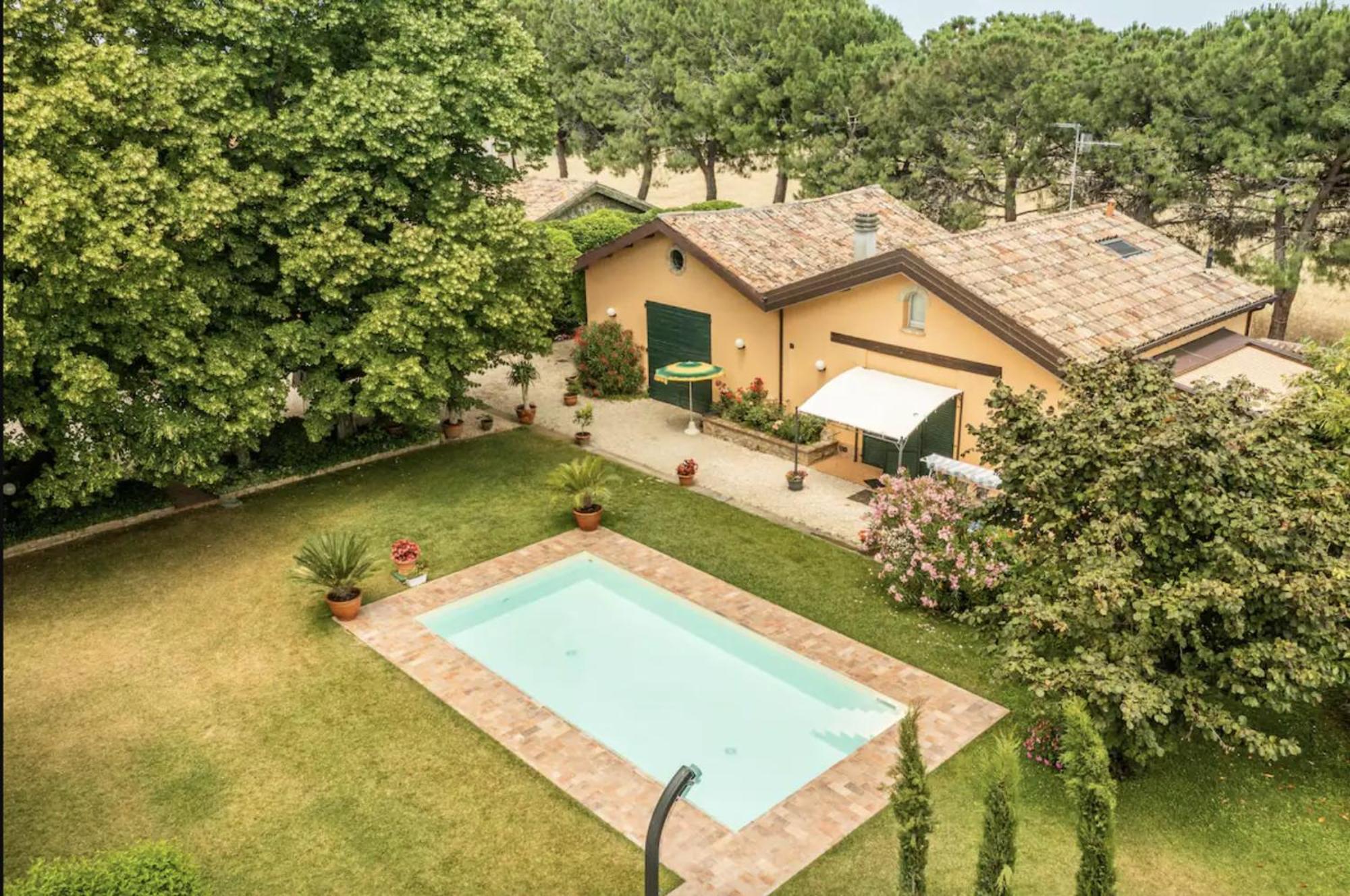 Podere Terrerosse Con Piscina Nell'entroterra Di