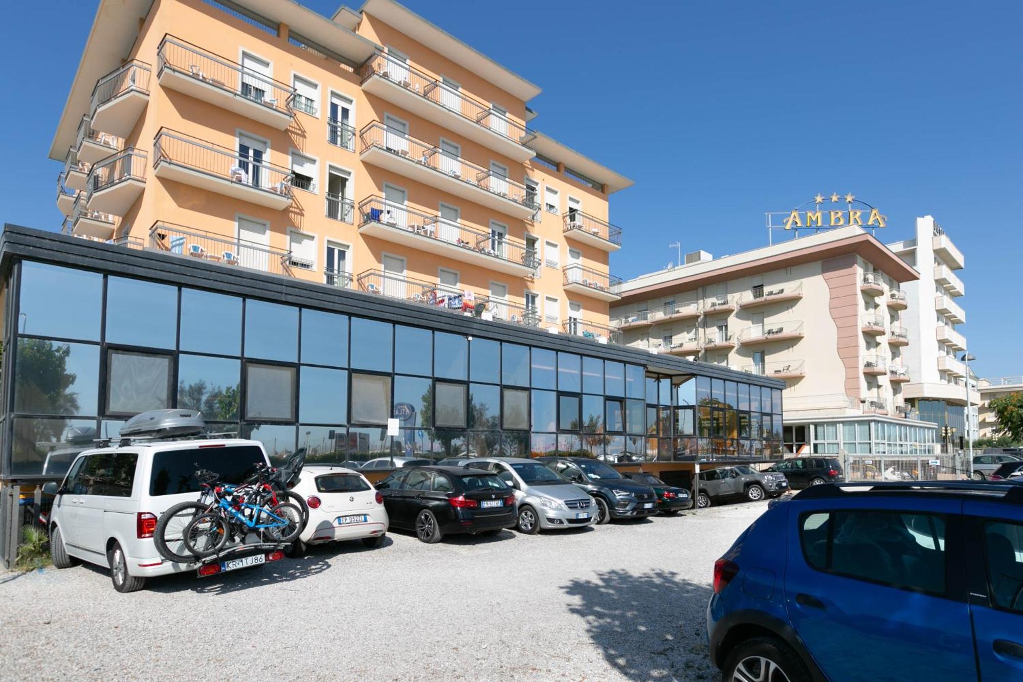 Atlas Hotel 3*