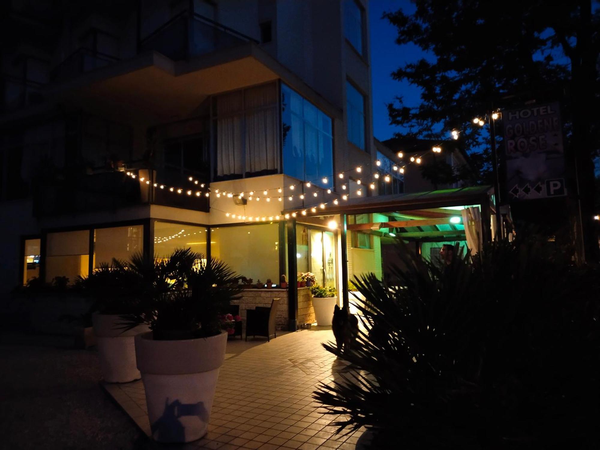 Goldene Rose Hotel 2*