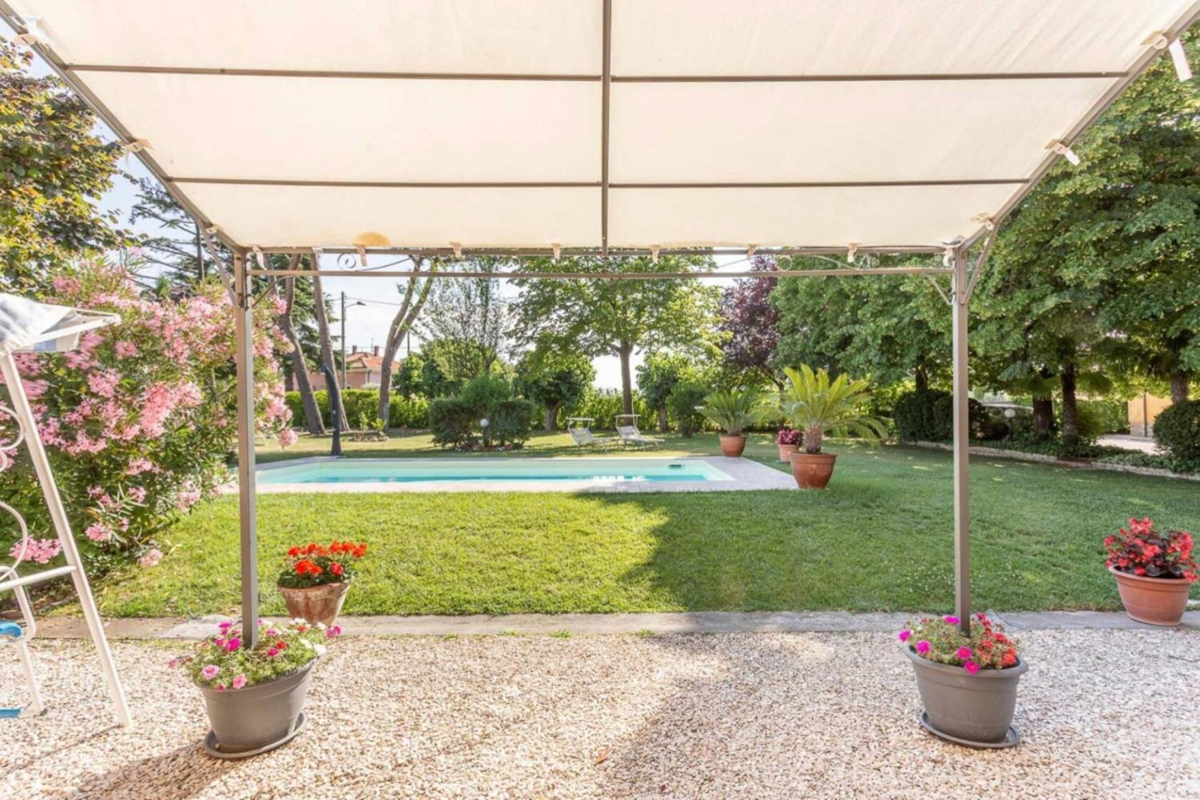 Podere Terrerosse Con Piscina Nell'entroterra Di * Rimini