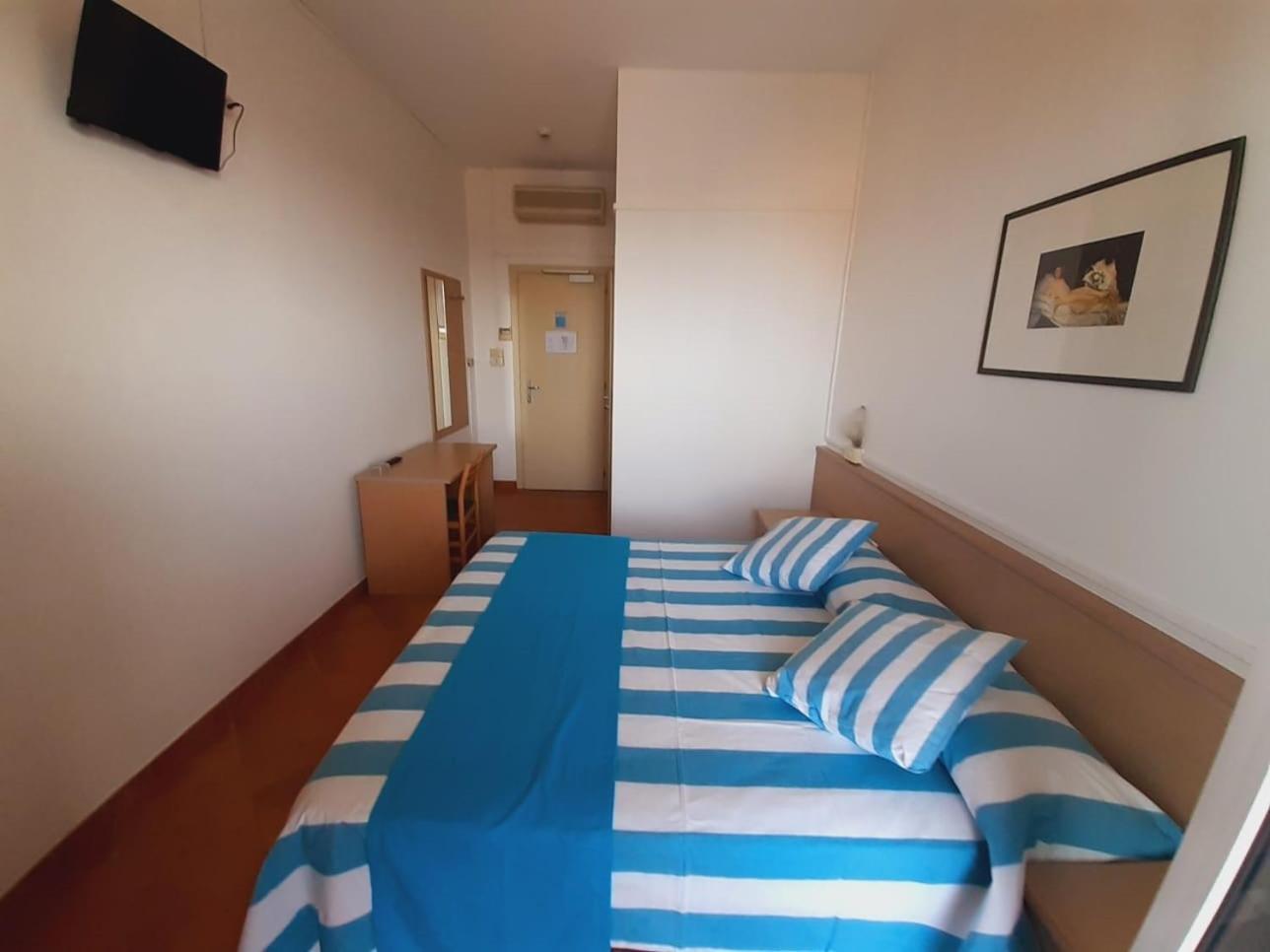 Hotel Pacesetter 3*
