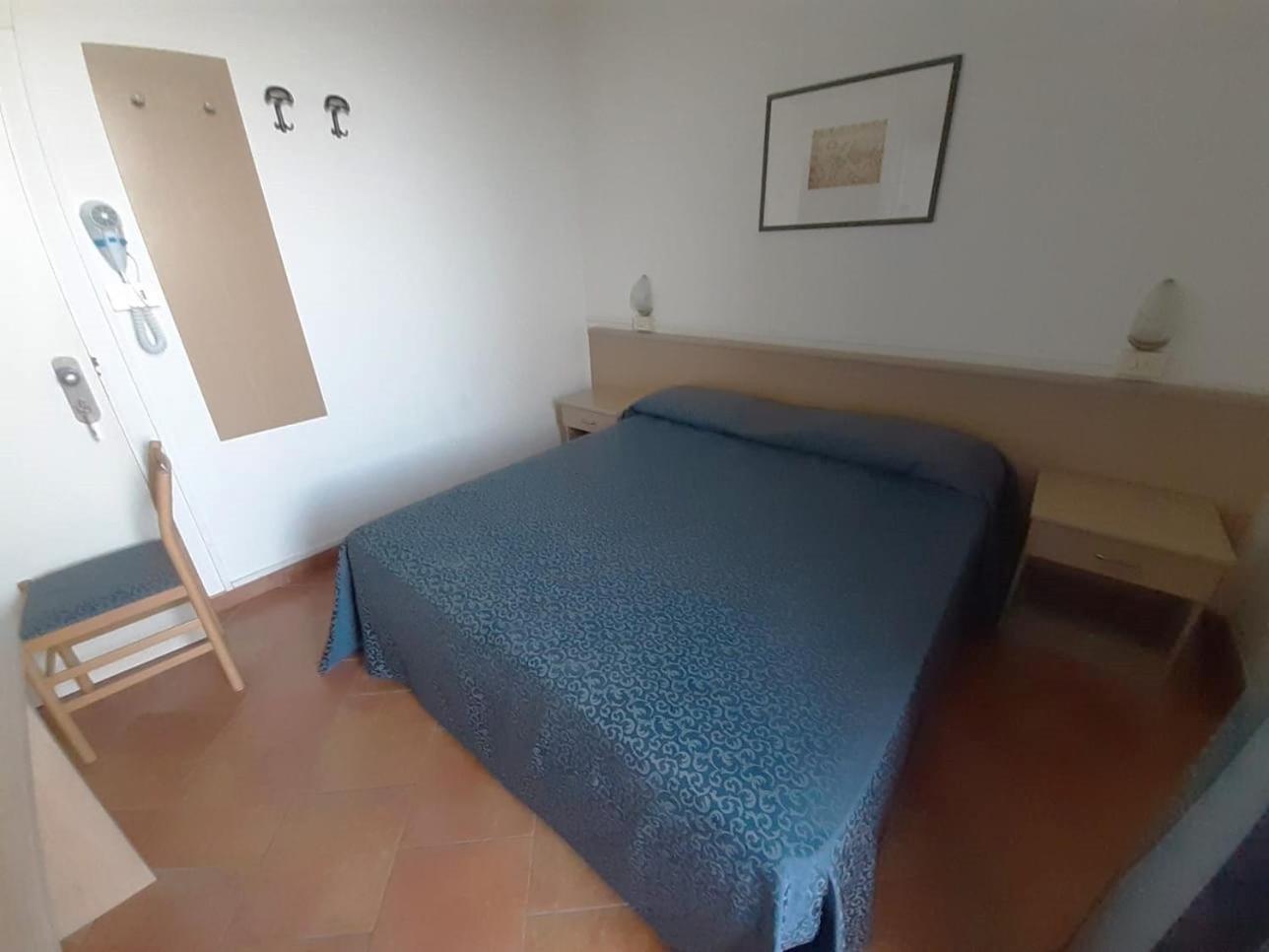 Hotel Pacesetter