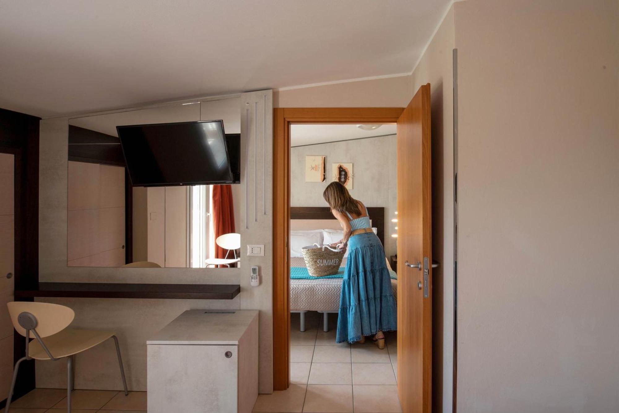 Ombretta Mare 3*