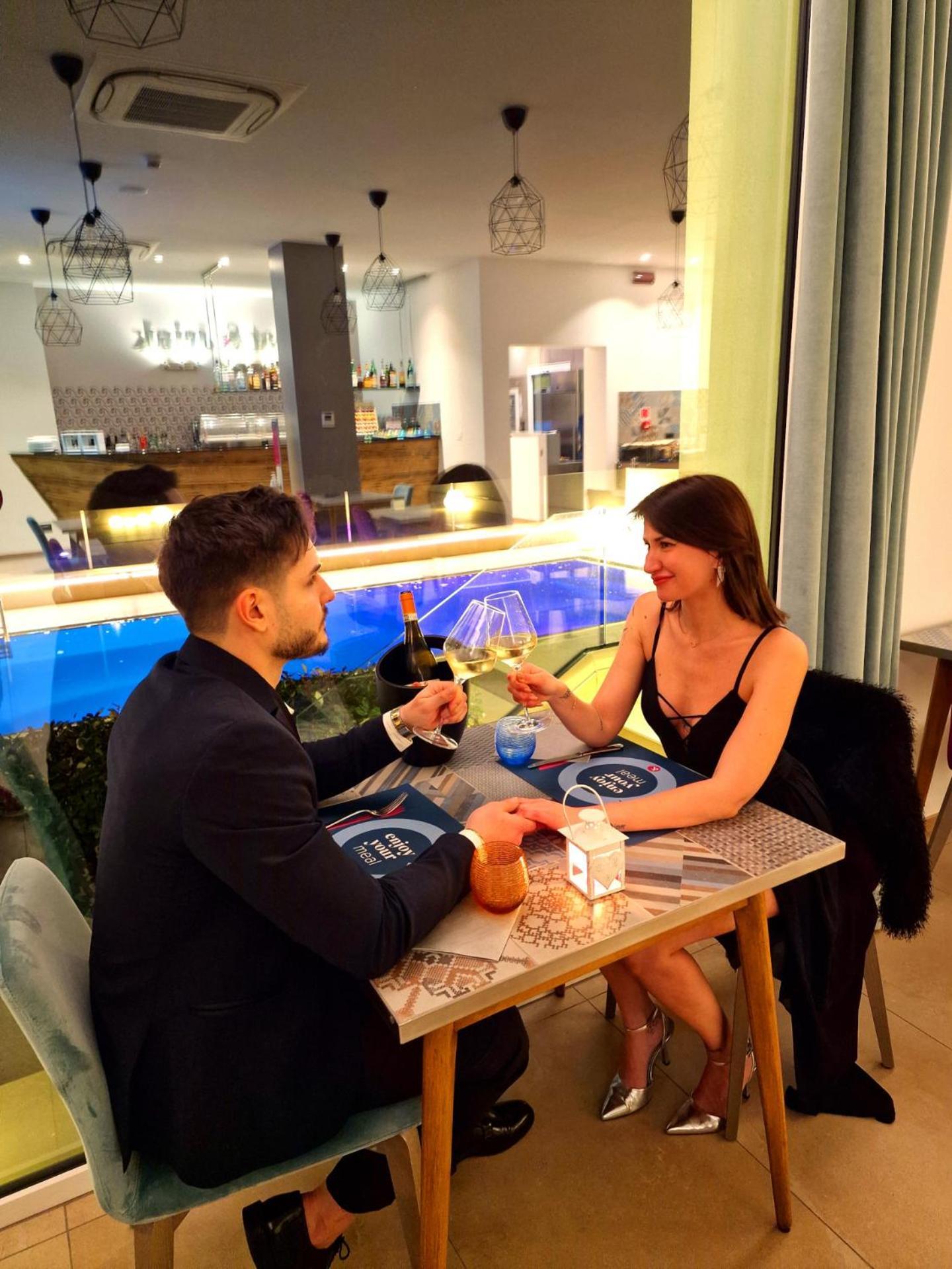 You&me Hotel