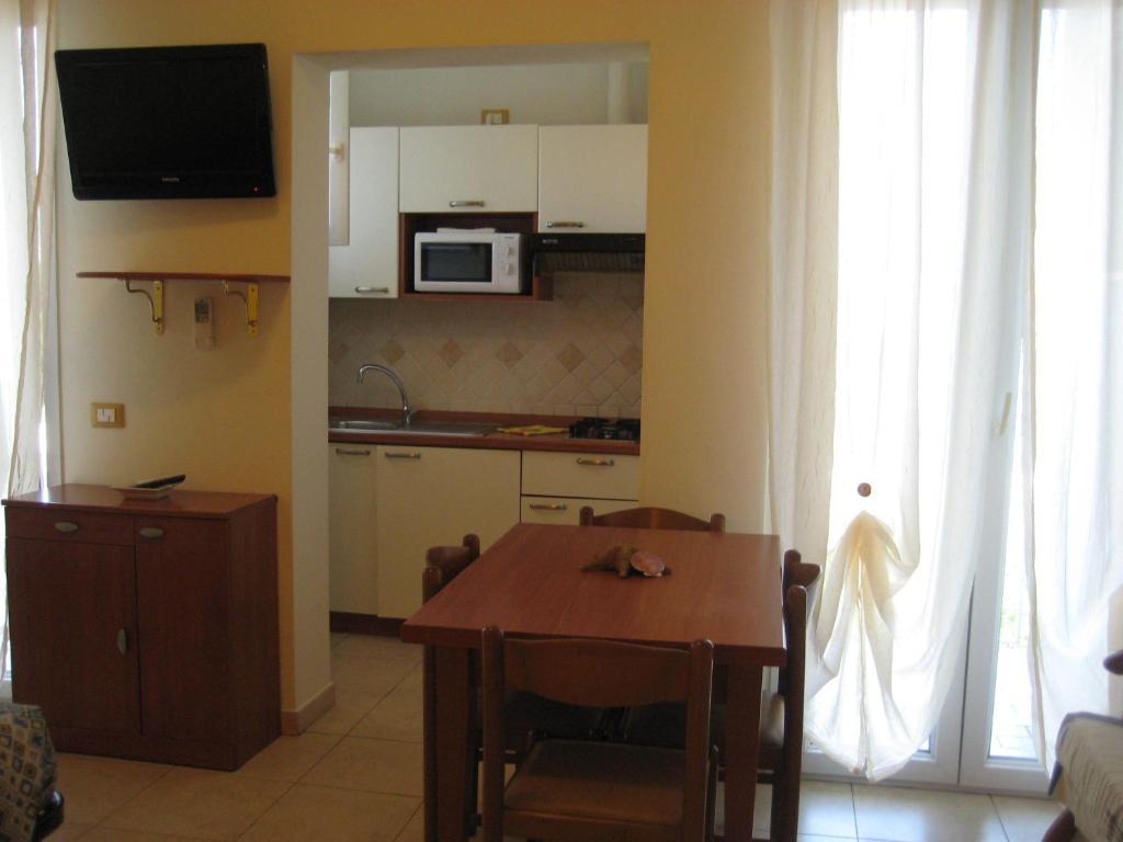 La Aparthotel