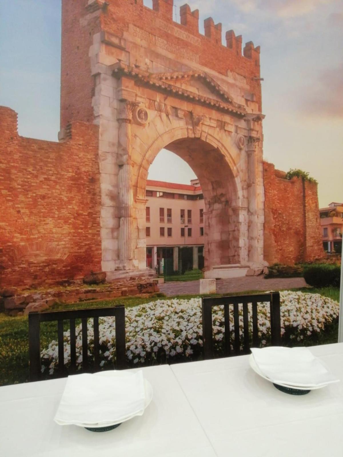 Cuba Aeroport Restaurant Rimini
