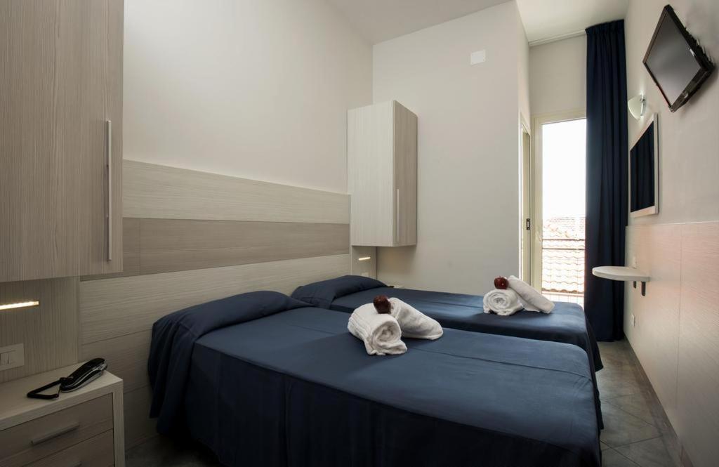 Scarlet Hotel