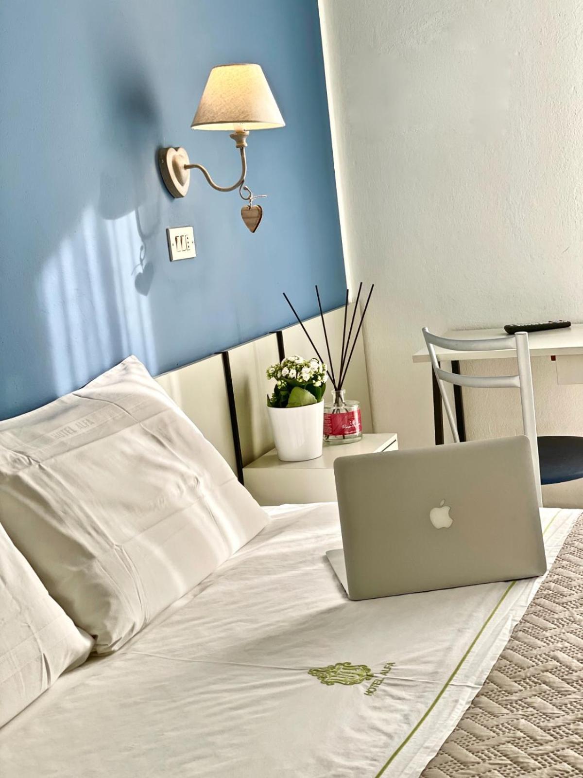 Hotel Alfa Anche In 2*